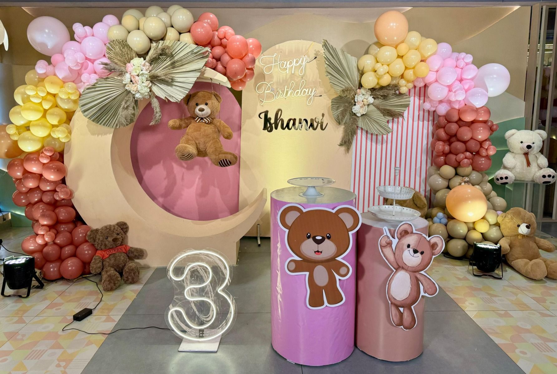 teddy bear theme birthday decoration