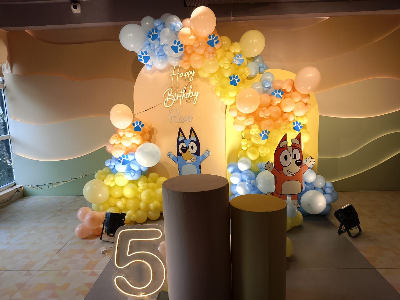 Pawty with Bluey & Bingo