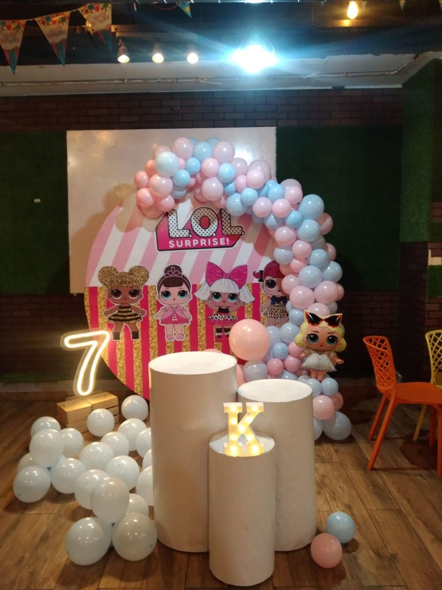 Power puff party theme decoration