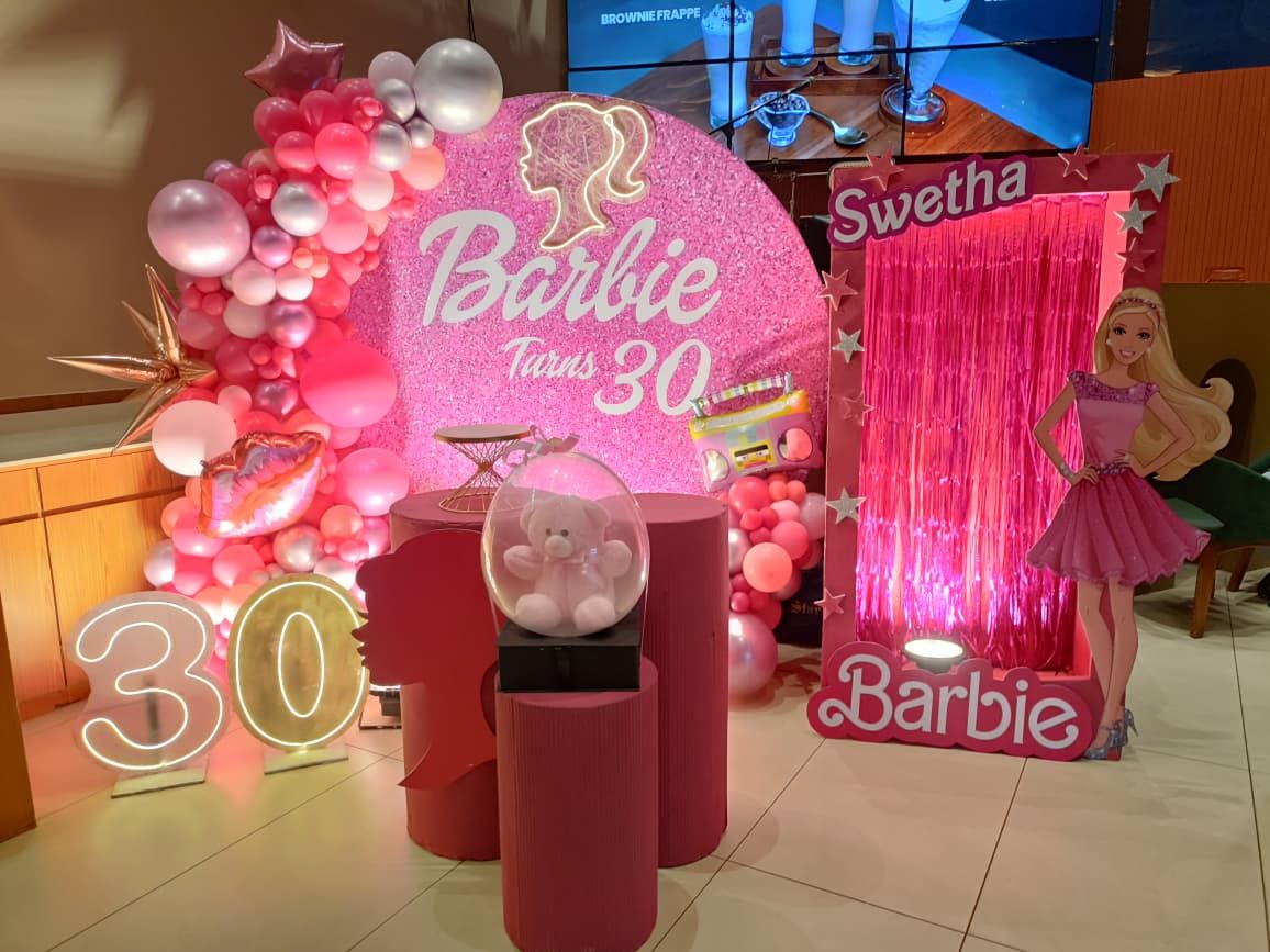Barbie Iconic Birthday Glow