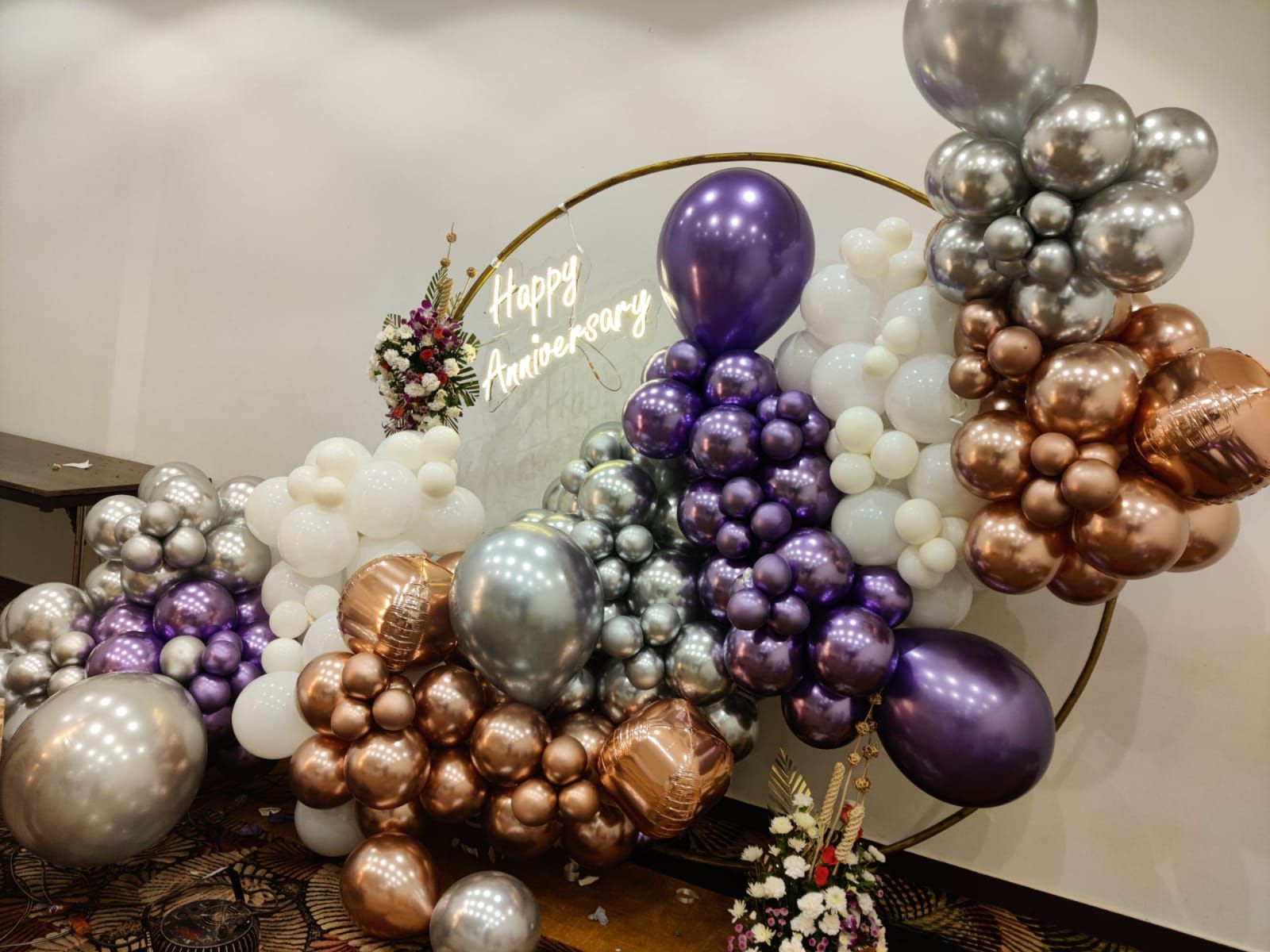 anniversary balloon decoration
