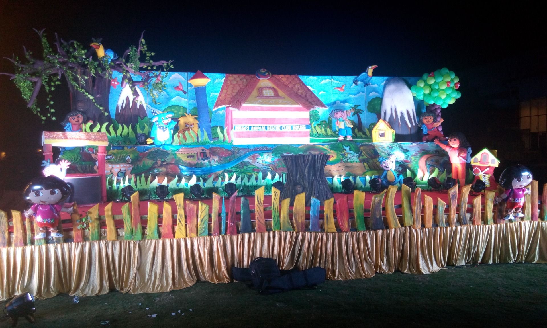 Dora Theme 3D Decor
