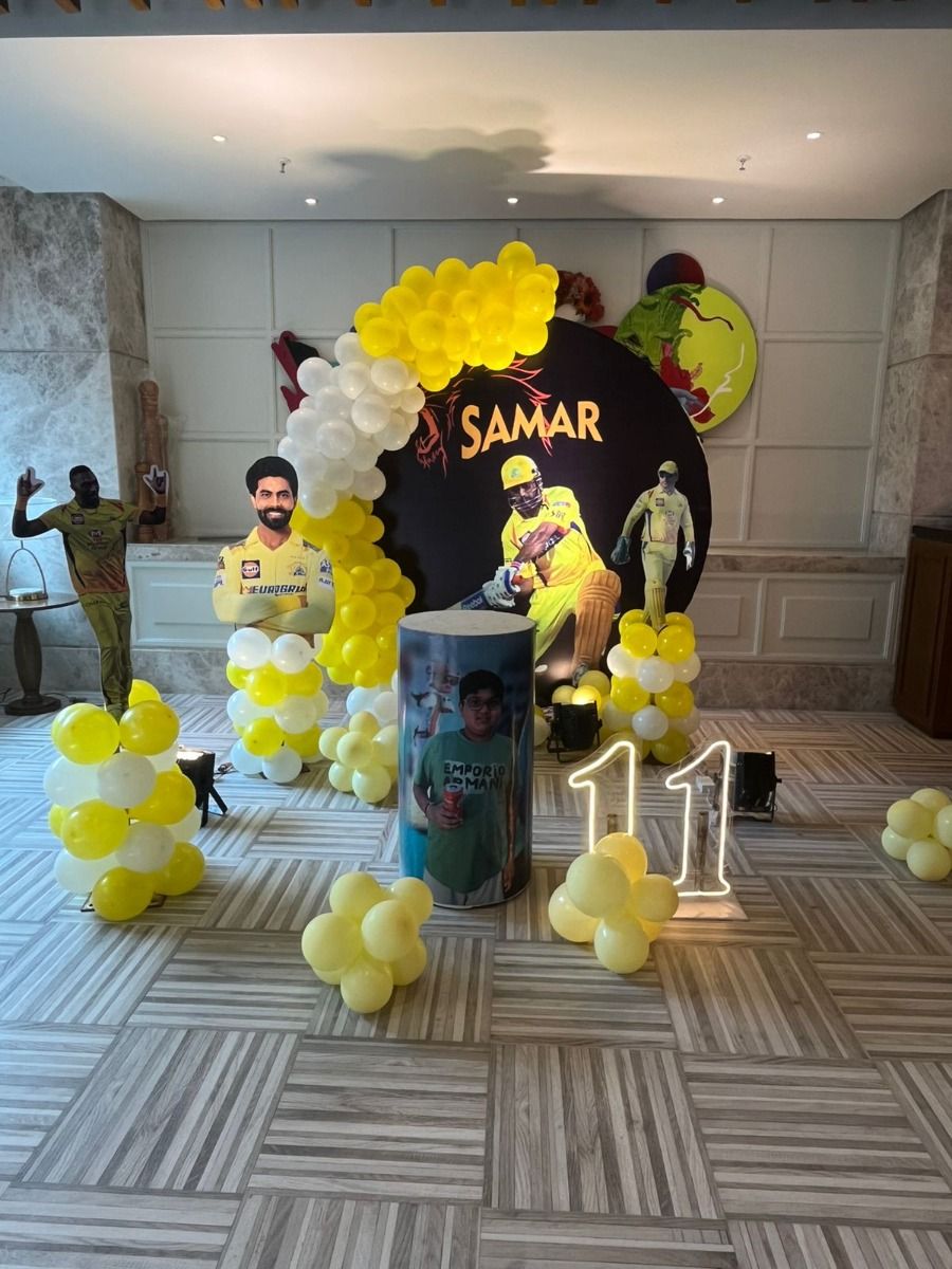 Smashing Birthday Decoration