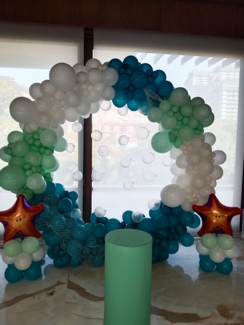 Sea-Themed Balloon Circle Decor