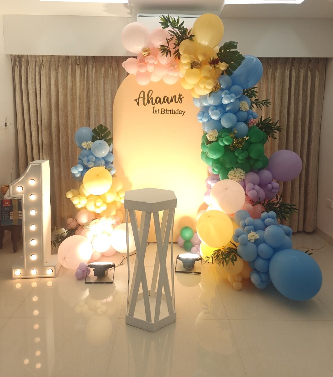 Floral Balloon Fantasy