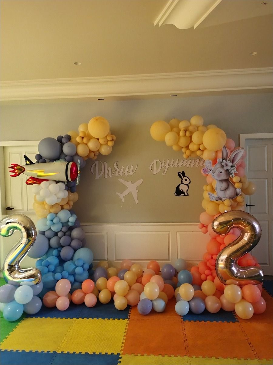 Bunny Hugs – A Pastel Party Setup