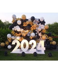Incredible New Year Decoration