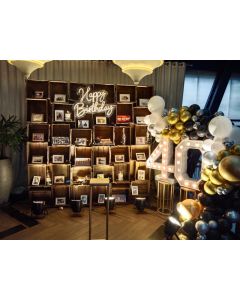 Adult party decorations