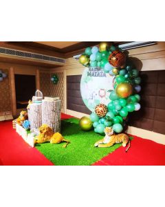 jungle theme birthday party
