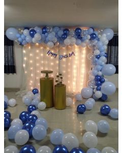 balloon decoration 
