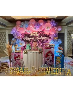 birthday party balloon decoration
