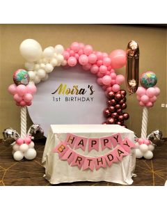 Round frame with balloon organic arch with columns