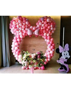 Minnie Mouse themed round frame balloon work