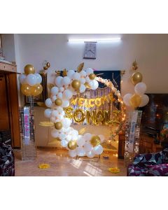 Home décor round frame backdrop white and gold balloons combination