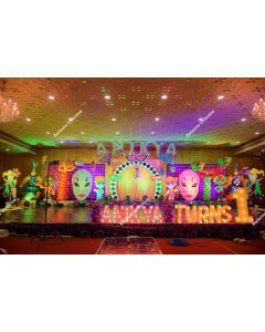 Masquerade party decorations
