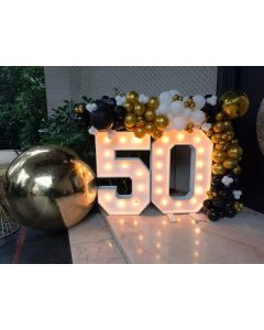 Gatsby-Glam Birthday Party Setup